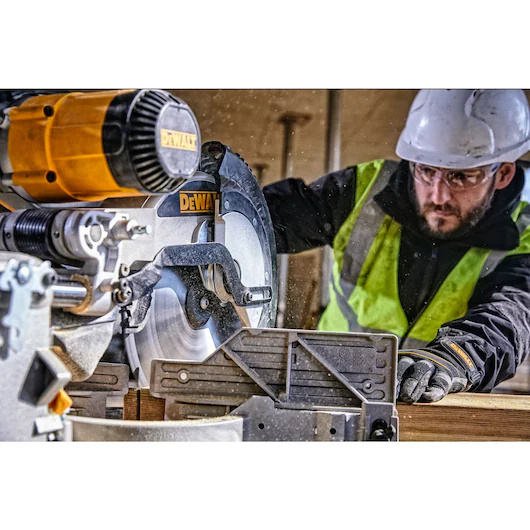 DeWalt DWS780-QS 1.675 Watt Paneelsäge 305mm mit XPS-Schnittlinienanzeige DWS780-QS