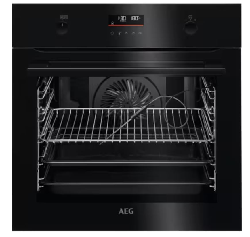 V AEG BPK556260B 6000 SteamBake® Piec z funkcją dodawania wilgoci