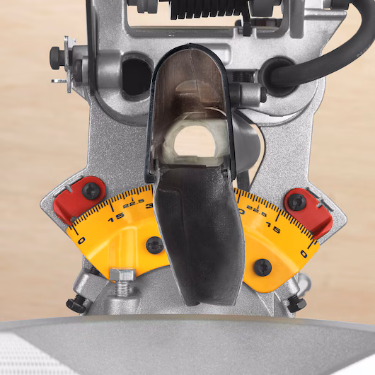 DeWalt DWS780-QS 1.675 Watt Paneelsäge 305mm mit XPS-Schnittlinienanzeige DWS780-QS