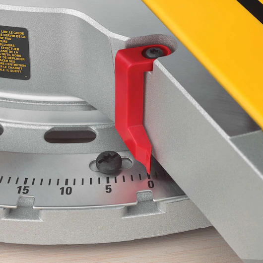 DeWalt DWS780-QS 1.675 Watt Paneelsäge 305mm mit XPS-Schnittlinienanzeige DWS780-QS