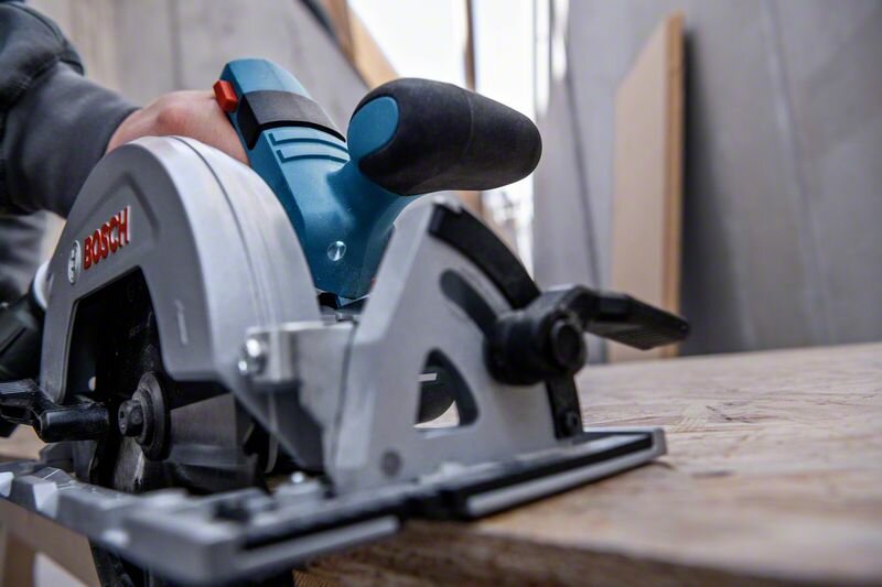 Bosch Professional GKS 18V-57-2 (C) Akumulatorowa Piła Tarczowa