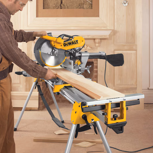 DeWalt DWS780-QS 1.675 Watt Paneelsäge 305mm mit XPS-Schnittlinienanzeige DWS780-QS