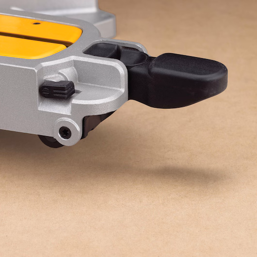 DeWalt DWS780-QS 1.675 Watt Paneelsäge 305mm mit XPS-Schnittlinienanzeige DWS780-QS